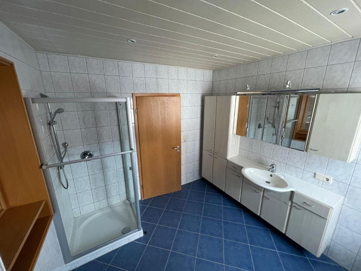Privatzimmer Im Herzen Von Ипхофен Экстерьер фото