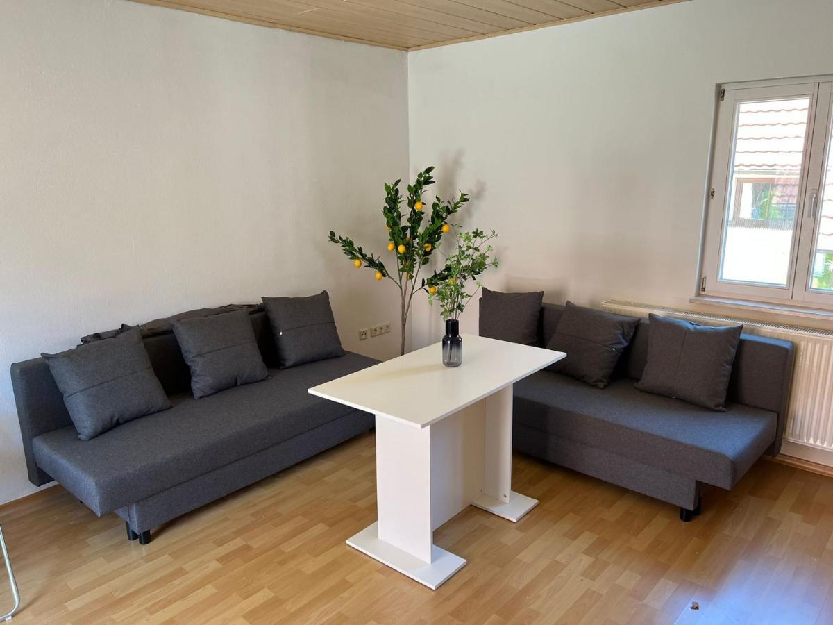 Privatzimmer Im Herzen Von Ипхофен Экстерьер фото